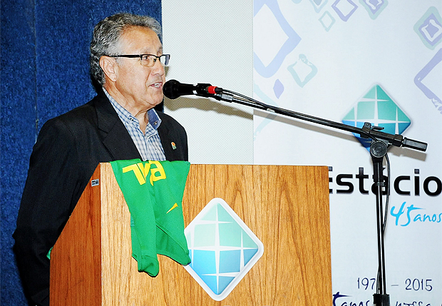 Carlos Nunes, presidente da CBB, durante palestra