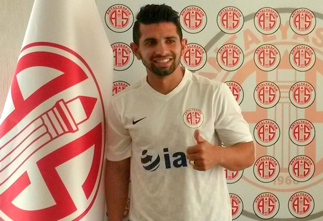 Guilherme Milhomem Gusmo no Antalyaspor, da Turquia - https://twitter.com/antalyaspor/status/637212124595548160