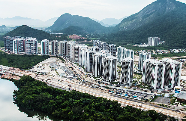 Foto mostra imagem da Vila dos Atletas da Rio 2016 vista de cima