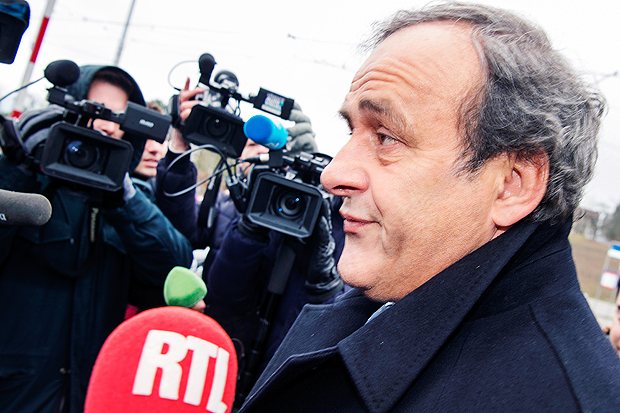 Platini concede entrevista aps prestar depoimento em Zurique