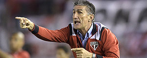 O técnico do São Paulo, Bauza – Juan Mabromata/AFP O técnico do São Paulo, Bauza – Juan Mabromata/AFP