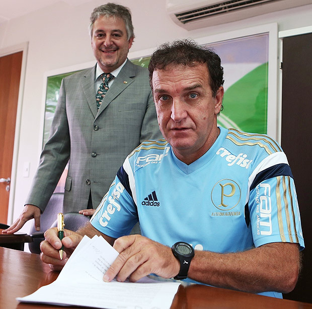 Cuca firma contrato at o fim de 2016 e  o novo tcnico do Palmeiras