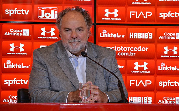 O ex-diretor de futebol do So Paulo, Luiz Cunha, no dia de sua apresentao no clube