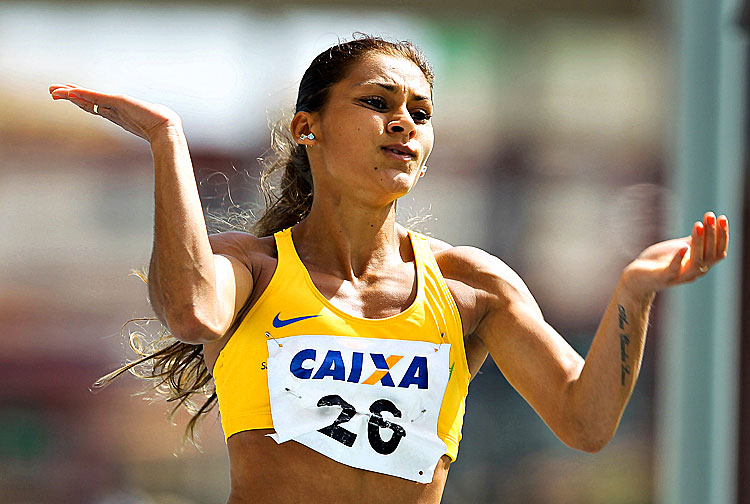 Belem, PA, 12-05-2013 - velocista Ana Cludia Lemos Silva, do Clube de Atletismo BM&FBOVESPA, deu show em Belm ao vencer os 100 m rasos em 11s05, novo recorde sul-americano.