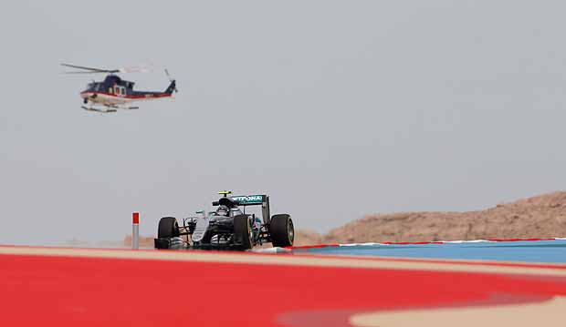 Mercedes driver Nico Rosberg of Germany steers his car during the first free practice at the Formula One Bahrain International Circuit, in Sakhir, Bahrain, Friday, April 1, 2016. The Bahrain Formula One Grand Prix will be held on Sunday. (AP Photo/Luca Bruno) ORG XMIT: XLB102