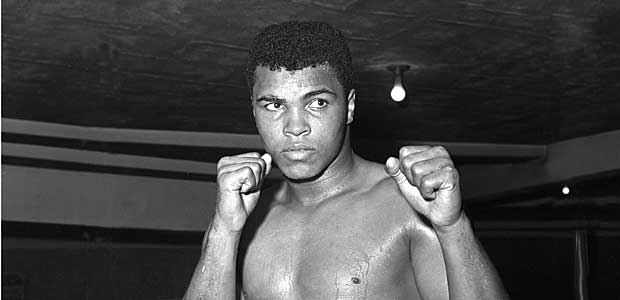 Boxe pode ter causado a doena de Parkinson em Muhammad Ali, diz neurologista