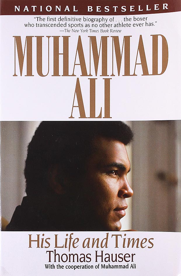 Capa do livro Muhammad Ali: His life and times" [sua vida e sua época], lançada em 1991.