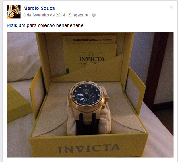 Márcio Souza ostenta na internet relógios da marca Invicta, de origem suíça