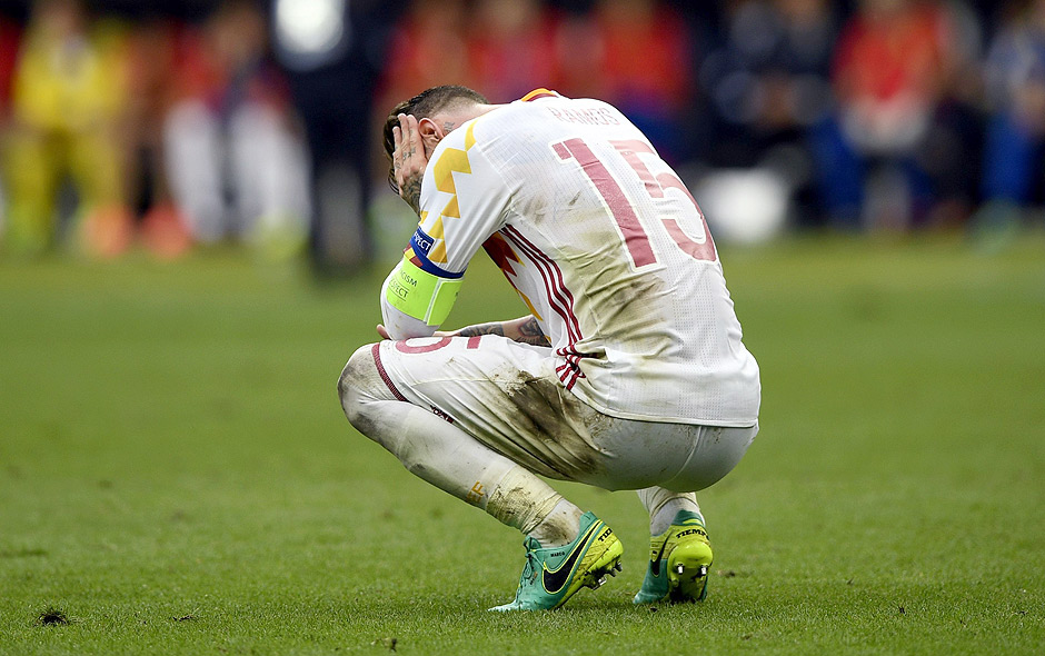 Sergio Ramos lamenta eliminao da Espanha