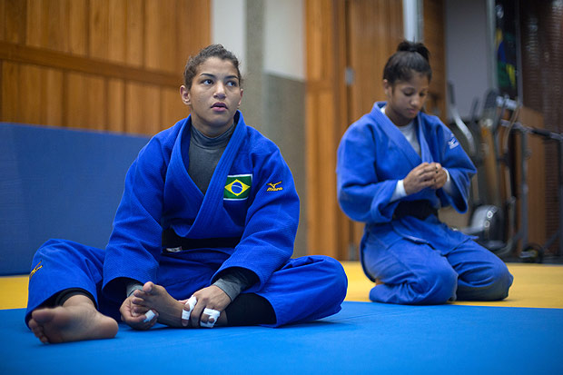 Sarah Menezes durante treino para a Rio-2016