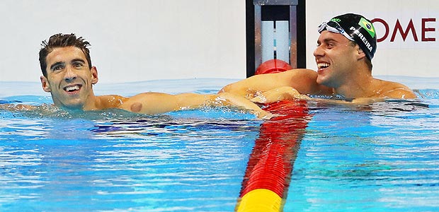NATACAO MICHAEL PHELPS THIAGO PEREIRA - ESTADIO AQUATICO OLIMPICO - RIO DE JANEIRO/RJ - 10/08/2016 - Os nadadores Michael Phelps e Thiago Pereira comemoram classificação nas eliminatorias dos 200m medley,nas olimpiadas Rio 2016. FOTO: CLAYTON DE SOUZA/ESTADAO/NOPP ***DIREITOS RESERVADOS. NO PUBLICAR SEM AUTORIZAO DO DETENTOR DOS DIREITOS AUTORAIS E DE IMAGEM***