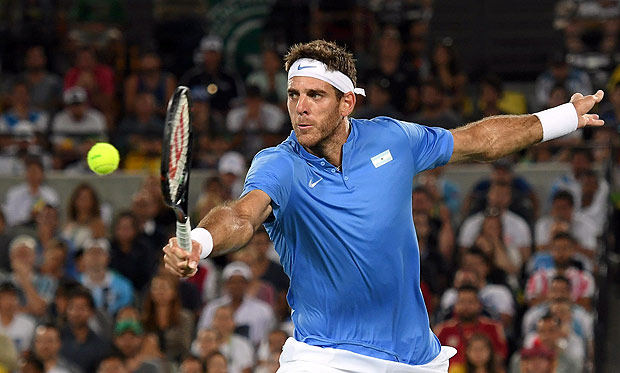 2016 Rio Olympics - Tennis - Final - Men's Singles Gold Medal Match - Olympic Tennis Centre - Rio de Janeiro, Brazil - 14/08/2016. Juan Martin Del Potro (ARG) of Argentina in action against Andy Murray (GBR) of Britain. REUTERS/Toby Melville FOR EDITORIAL USE ONLY. NOT FOR SALE FOR MARKETING OR ADVERTISING CAMPAIGNS. ORG XMIT: OLYN2761