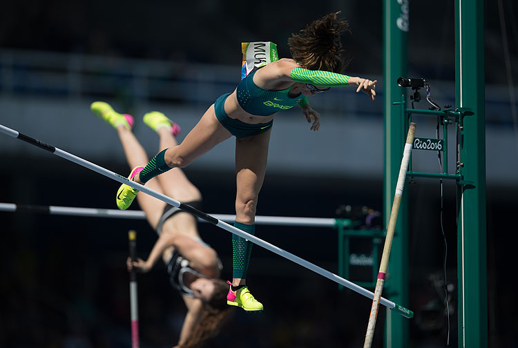 Fabiana Murer durante prova na Rio-2016