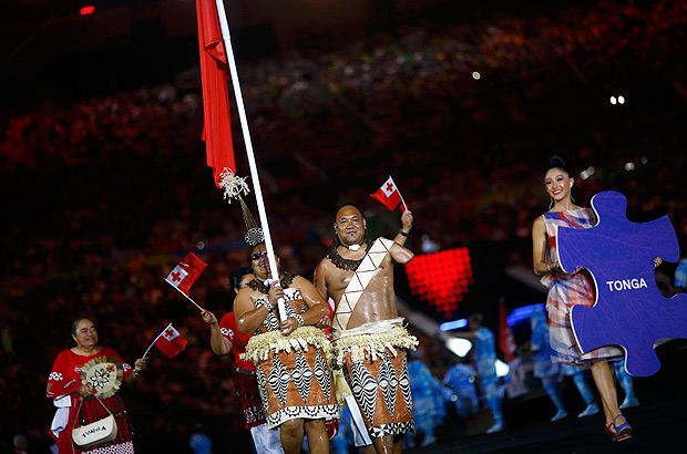 2016 Rio Paralympics - Opening ceremony - Maracana - Rio de Janeiro, Brazil - 07/09/2016. Athletes from Tonga take part in the opening ceremony. REUTERS/Ricardo Moraes FOR EDITORIAL USE ONLY. NOT FOR SALE FOR MARKETING OR ADVERTISING CAMPAIGNS. ORG XMIT: OLYHB137