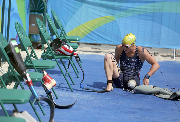2016 Rio Paralympics -Triathlon - Women's PT2 - Fort Copacabana - Rio de Janeiro, Brazil - 11/09/2016. Melissa Stockwell (USA) of the United States competes. REUTERS/Pilar Olivares FOR EDITORIAL USE ONLY. NOT FOR SALE FOR MARKETING OR ADVERTISING CAMPAIGNS. ORG XMIT: CDG23