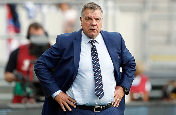 Football Soccer - Slovakia v England - 2018 World Cup Qualifying European Zone - Group F - City Arena, Trnava, Slovakia - 4/9/16 England manager Sam Allardyce Action Images via Reuters / Carl Recine Livepic EDITORIAL USE ONLY. ORG XMIT: UKZfqk