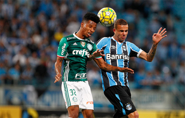 Resultado de imagem para Palmeiras jogando 2016 divulgação