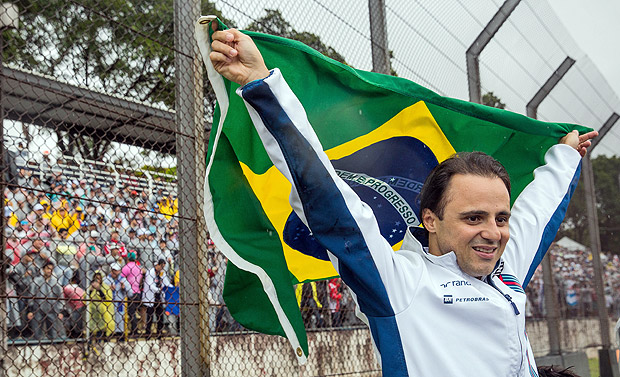 O piloto brasileiro Felipe Massa, em corrida em Interlagos em 2016, anunciada como sua ltima no Brasil