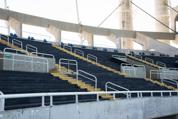 Botafogo est remodela o Engenho e retira cadeiras de setor do estdio