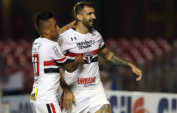 De virada, o São Paulo venceu o São Bento por 3x2 no Morumbi, com gols de Lucas Pratto (2) e Cueva (de pênalti), pelo Paulista