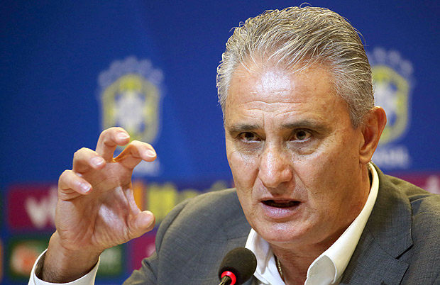 Soccer Football - International friendly - News conference - Brazilian Football Confederation (CBF) headquarters - Rio de Janeiro, Brazil - 19/5/17 - Brazilian national team head coach Tite gestures during a news conference to announce his squad which will play against Argentina and Australia in a friendly match on June 9 and 13. REUTERS/Sergio Moraes ORG XMIT: SMS04