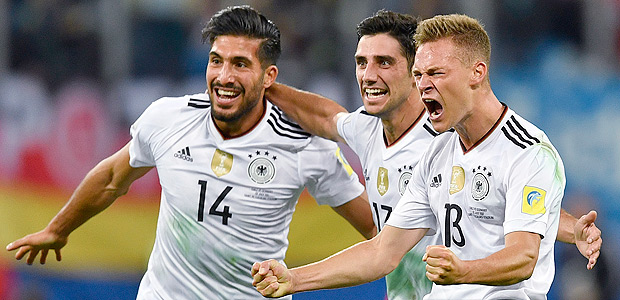 Jogadores da Alemanha comemoram ttulo da Copa das Confederaes