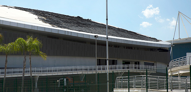 The charred roof of the velodrome is seen at the Olympic Park, Sunday, July 30, 2017, in Rio de Janeiro, Brazil. The velodrome built for last year's Rio de Janeiro Olympics suffered minor fire damage Sunday when it was struck by a small, hand-made hot-air balloon. (AP Photo/Renata Brito) ORG XMIT: XRB101