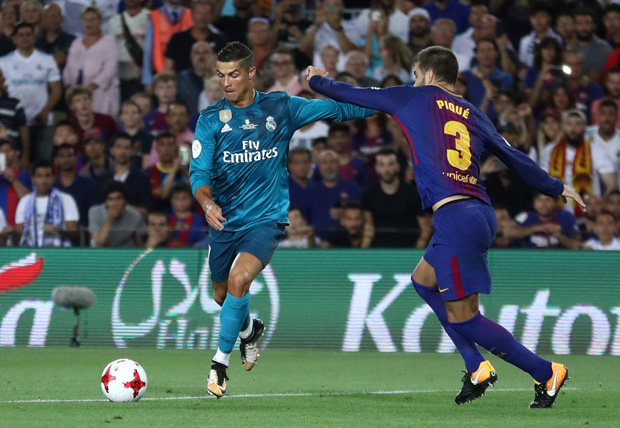 Soccer Football - Barcelona v Real Madrid Spanish Super Cup First Leg - Barcelona, Spain - August 13, 2017 Real Madrid's Cristiano Ronaldo scores their second goal REUTERS/Juan Medina ORG XMIT: AI