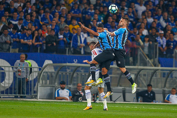 Lance do jogo entre Cruzeiro x Grêmio no Mineirão