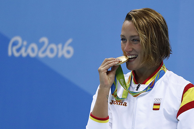 A nadadora Mireia Belmonte Garcia obteve um ouro (200 m borboleta) e um bronze (400 m medley) na Rio-2016