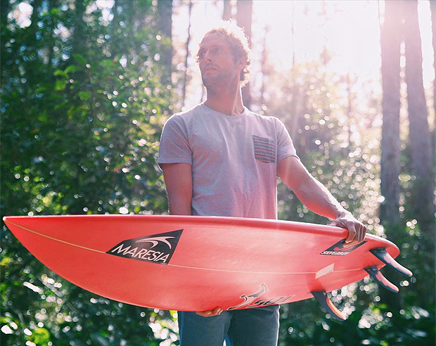 surfista Jean da Silva --- https://www.instagram.com/p/Bam77_EgQtB/?taken-by=jeandasilva