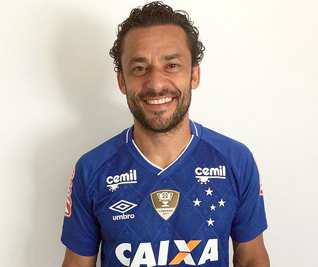 Cruzeiro anunciou contratao do centroavante Fred, que estava no rival Atltico-MG, neste sbado (23)