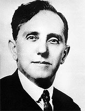 Olival Costa (1876-1932) foi um dos fundadores da "Folha da Noite"