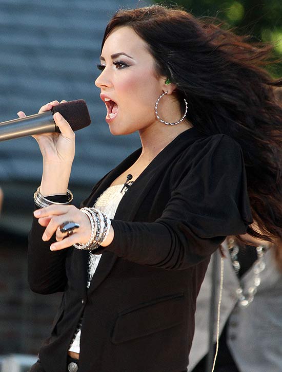 A cantora Demi Lovato durante apresentação no Central Park, em Nova York, em maio