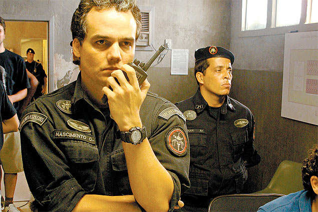 Wagner Moura, o coronel Nascimento, em cena do filme "Tropa de ELite 2"