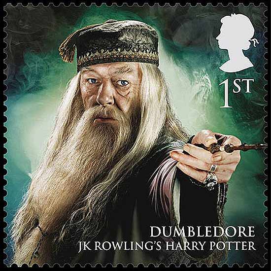 O Royal Mail, o correio da Gr-Bretanha, lanou uma coleo de selos que homenageia personagens do mundo da fico fantstica do pas, como o mago Dumbledore, de 'Harry Potter' (foto)
