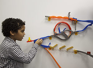 Pista Parede Hot Wheels Wall