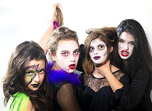 Aprenda três opções de maquiagem para o Halloween - 29/10/2021 - Folhinha  Halloween Dia Das Bruxas Maquiagem Tutorial Passo A Passo Make - Fotografia  - Folha de S.Paulo