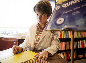Francesco Yunes, 7, já lançou seu primeiro livro
