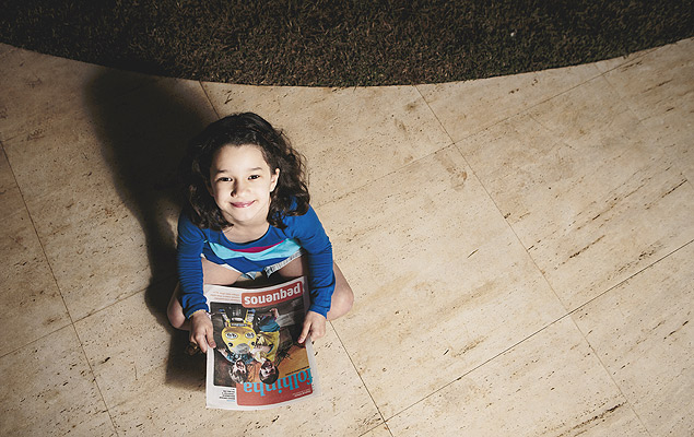 Sofia Awad, 8, que  leitora da "Folhinha"