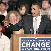 Democratic US Presidential candidate Senator Barack Obama (D-IL) speaks at a campaign event at Soldiers and Sailors Military Museum and Memorial in Pittsburgh, Pennsylvania, March 28, 2008. REUTERS/Jason Cohn (UNITED STATES) US PRESIDENTIAL ELECTION CAMPAIGN 2008 (USA)