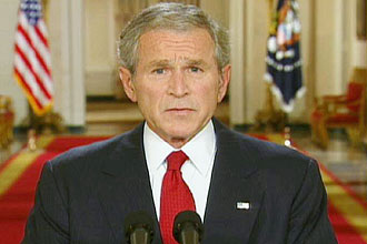 Na TV, Bush admite que os EUA esto imersos em crise financeira: "Sem ao do Congresso, os EUA podem afundar em pnico"