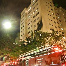 Bombeiros controlam incêndio em prédio na Vila Madalena, zona oeste de SP