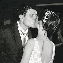 Carlos Eduardo e Bianca se casaram no sábado (30); eles embarcaram no voo 447