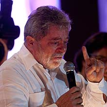 Na festa da CUT, Lula chora ao lembrar que seu governo está acabando