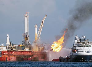 Vazamento da companhia petrolfera British Petroleum, no golfo do Mxico, ocorreu em abril deste ano