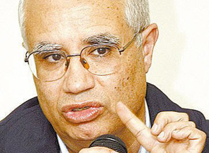 Luiz Roberto Barradas Barata assumiu a Secretaria de Saúde em janeiro de 2003