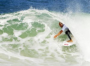 Kelly Slater surfa no Rio 