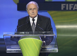 Sepp Blatter no sorteio das eliminatrias da Copa-2014, no Rio