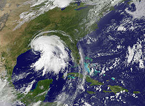 Imagem da tempestade tropical Lee, na costa dos Estados Unidos, que provocou alerta em diversos estados 